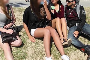 扒开b拳交狂揉宫颈文