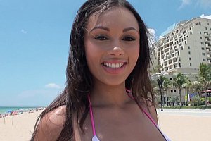 美女裸体免费网站
